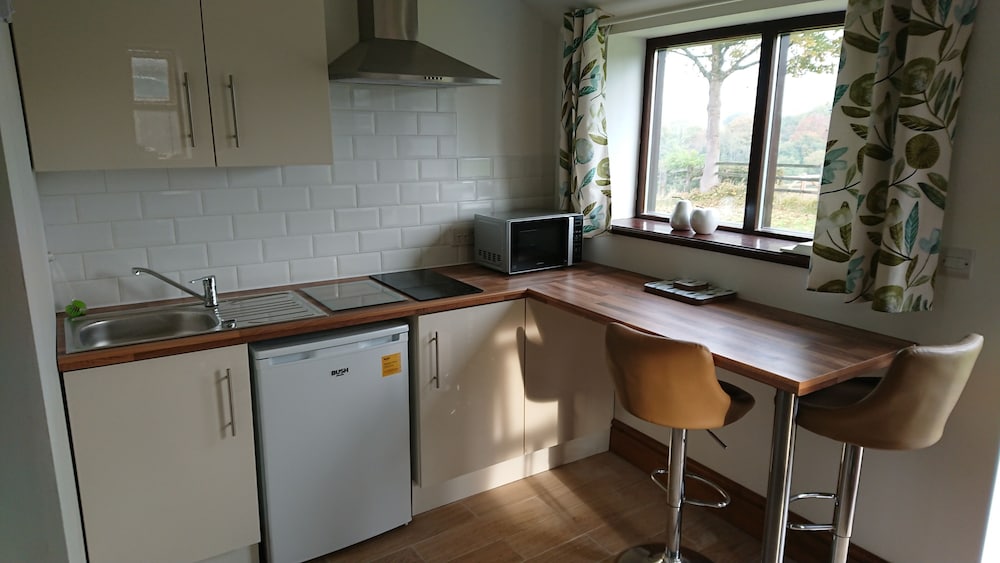 Open Plan Studio by Alton Towers view 4