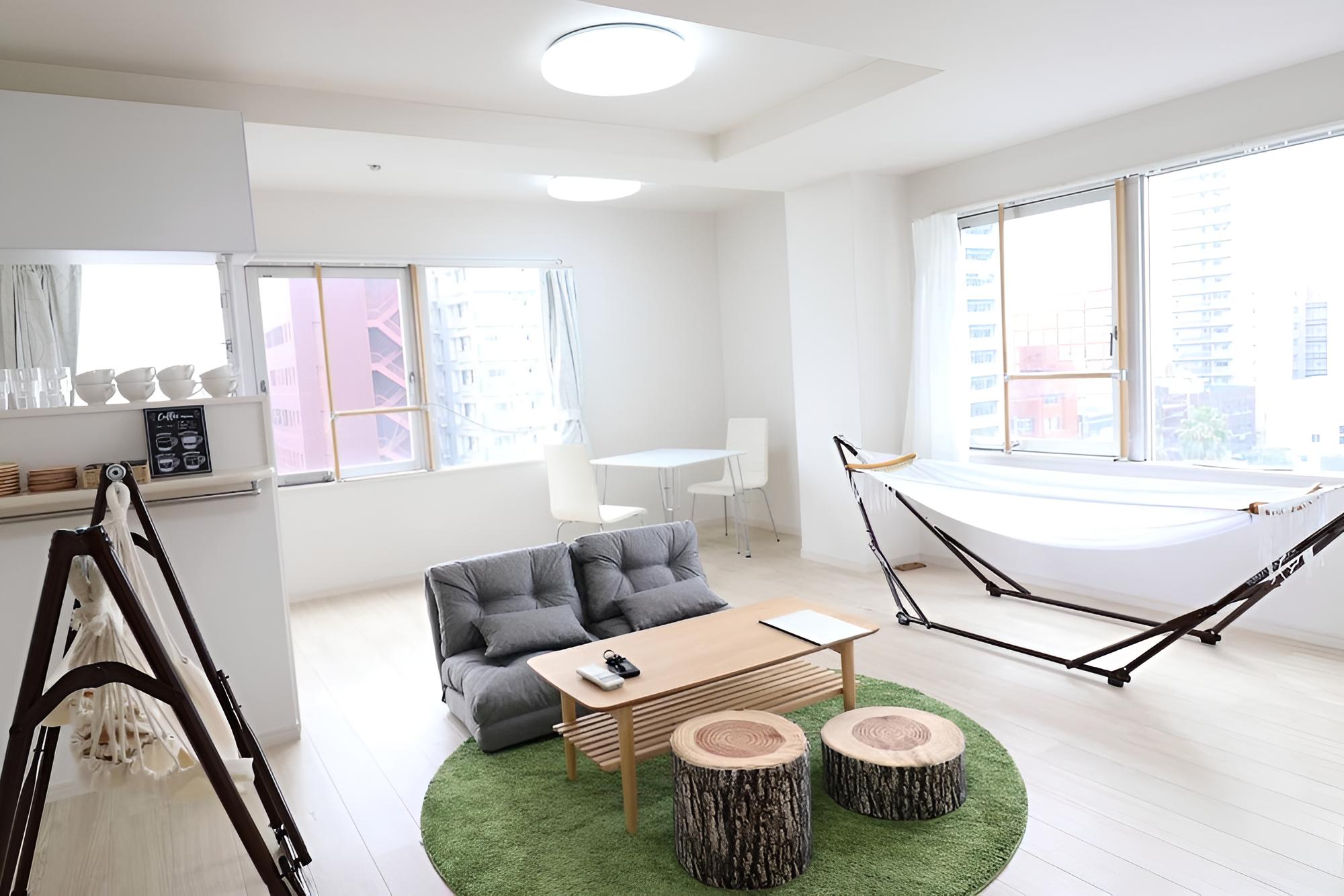 Osaka House