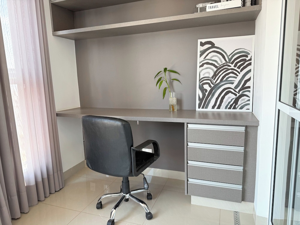 STAY Lounge 22