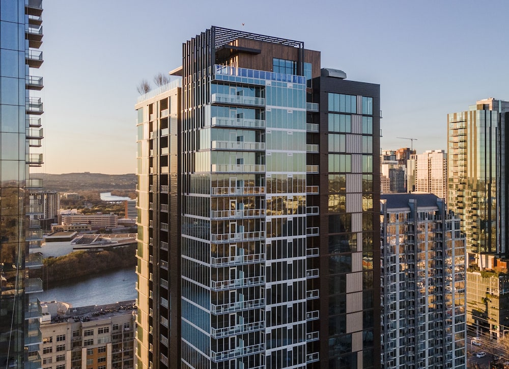 24th floor condo on Rainey St by Locale - Image 1