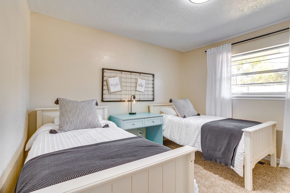 Norman Home w/ Fenced Yard & Grill: 1 Mi to OU! view 2
