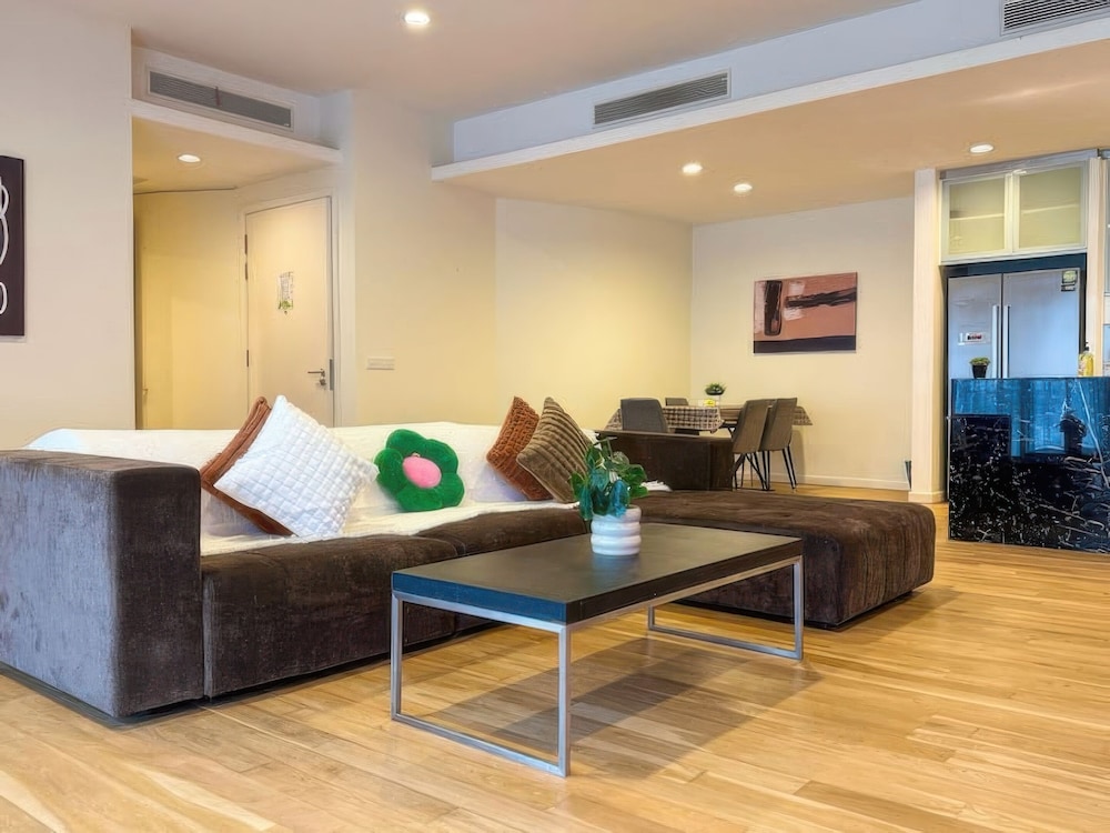St Mary Residences Luxury Apartments
