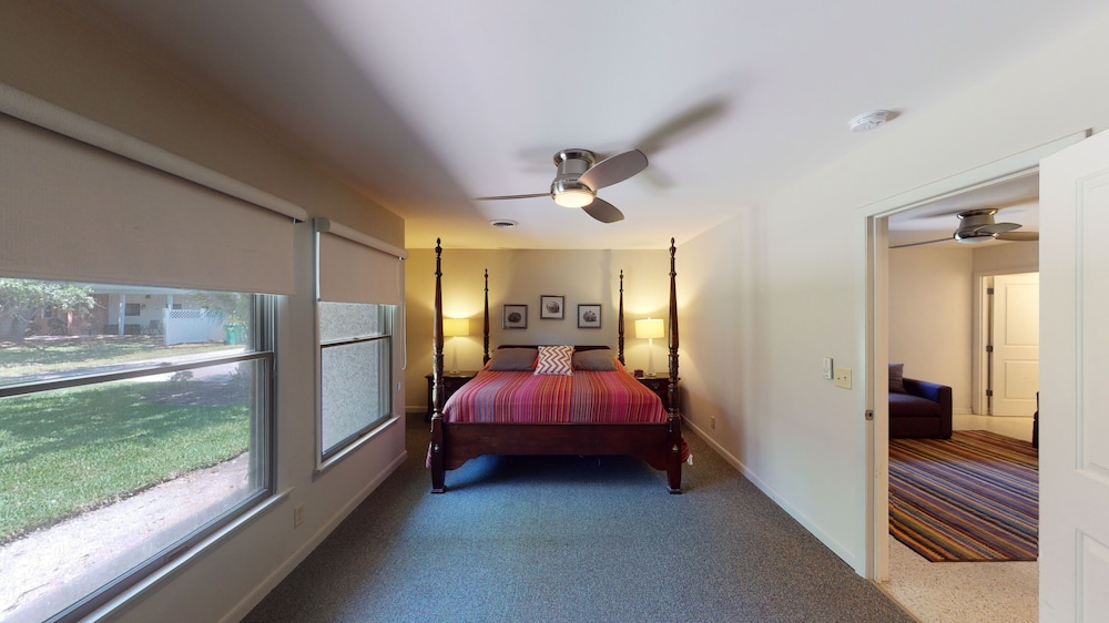 Roanoke 4 Bedroom Home view 5