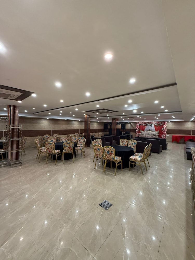 SM Hotel