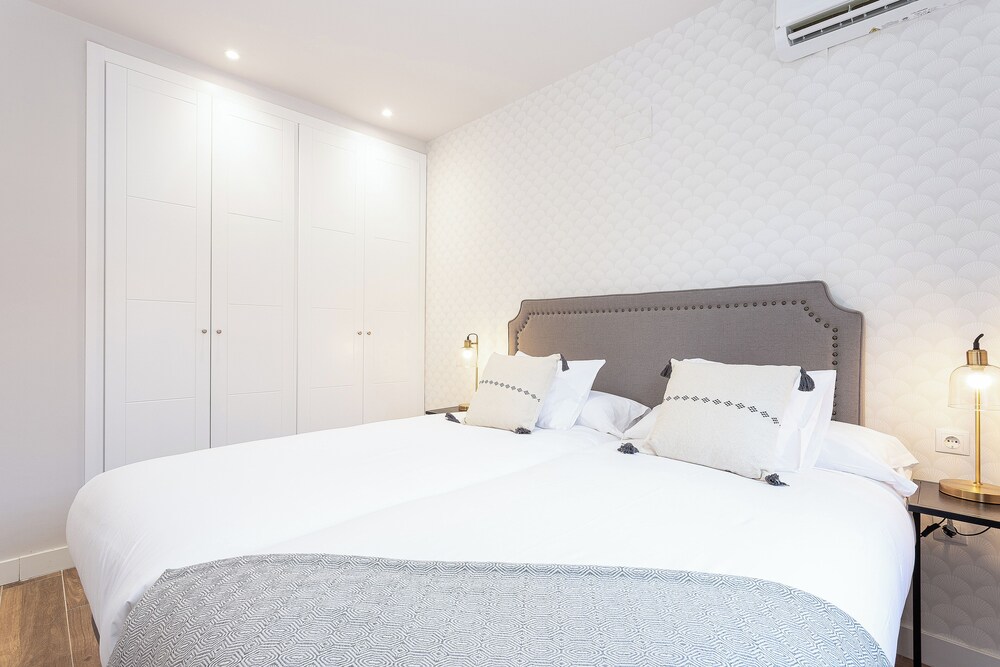 Genteel Home Santa Marta Sevilla
