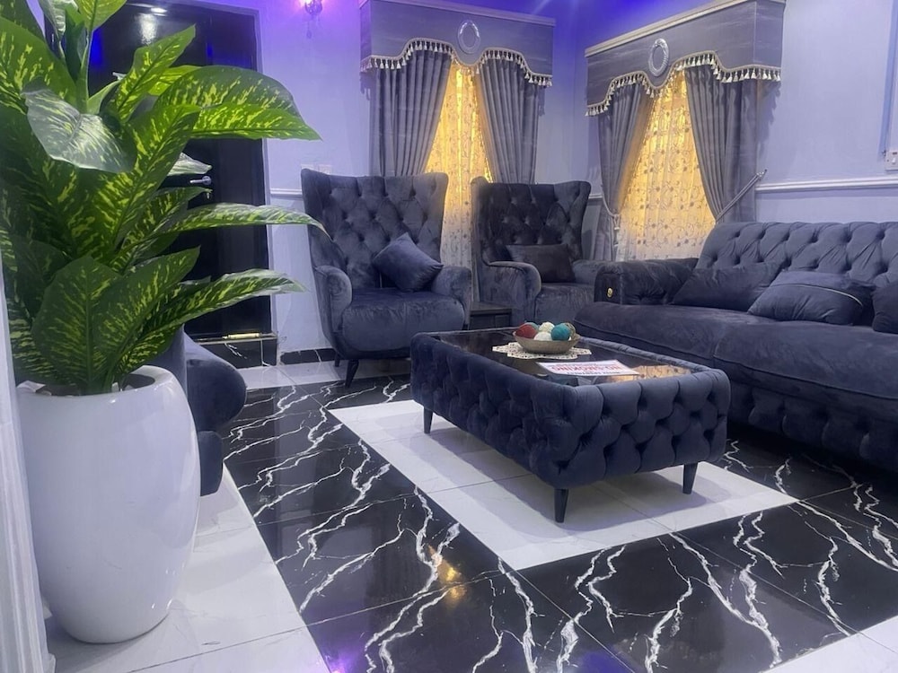 Muniz Global Apartments