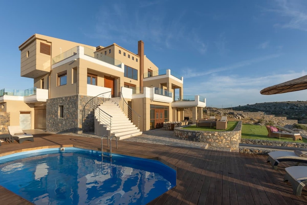 Villa Haria - Lux Villa With Private Pool in Crete