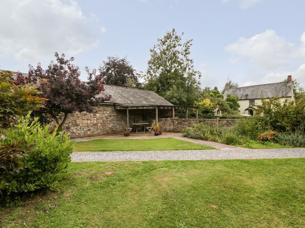 Mistletoe Cottage