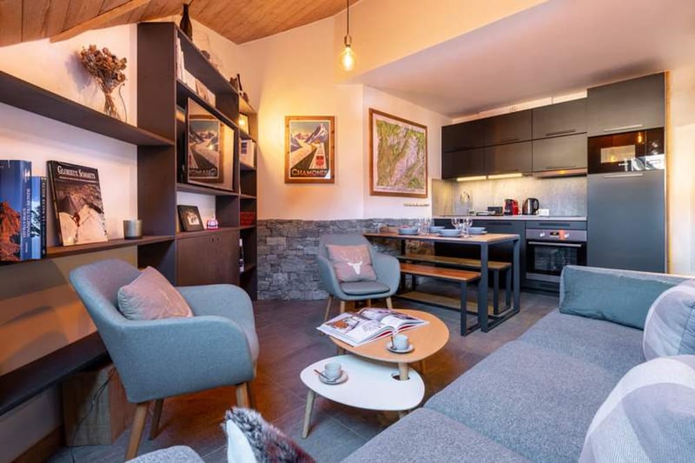 Comfortable Duplex in the City-center of Chamonix