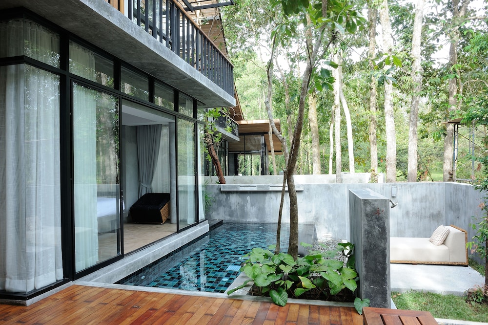 Villa Thalanena By The Beach