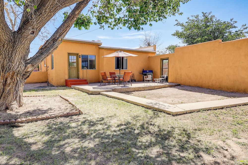 Las Cruces Home w/ Fenced Yard: Recently Remodeled