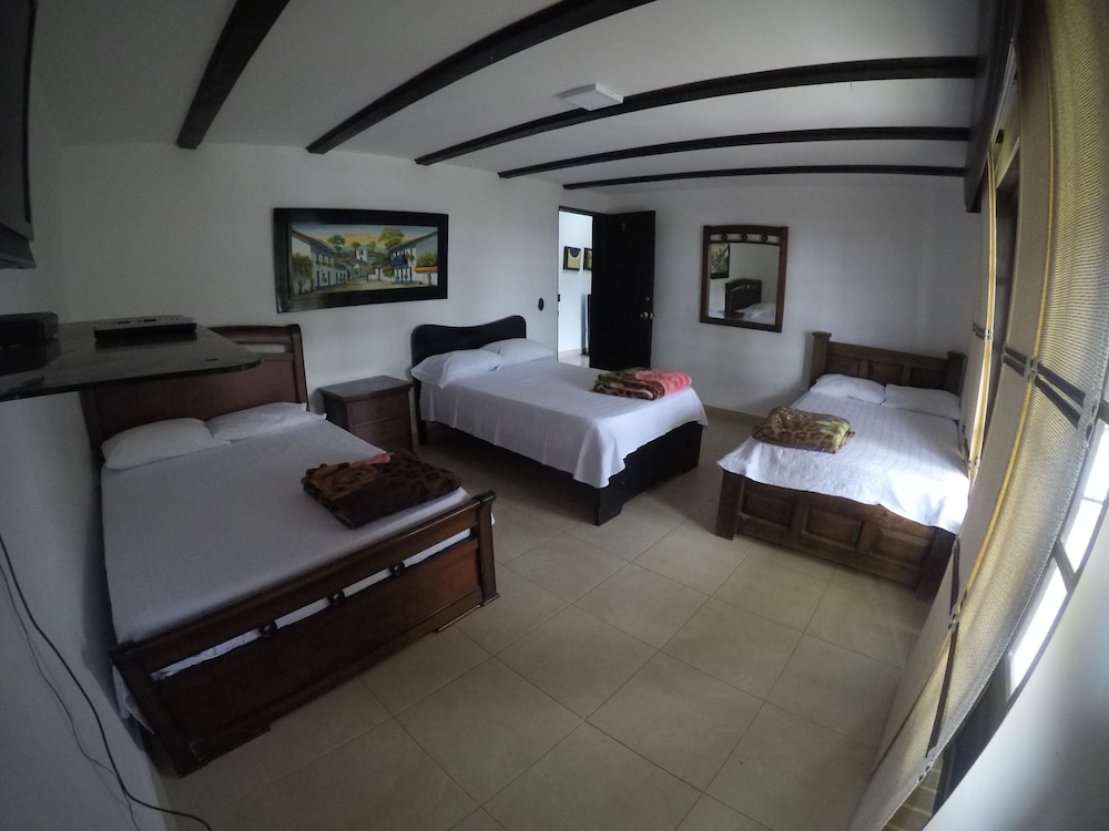 Mansion del Lago Calima - Property Image 21