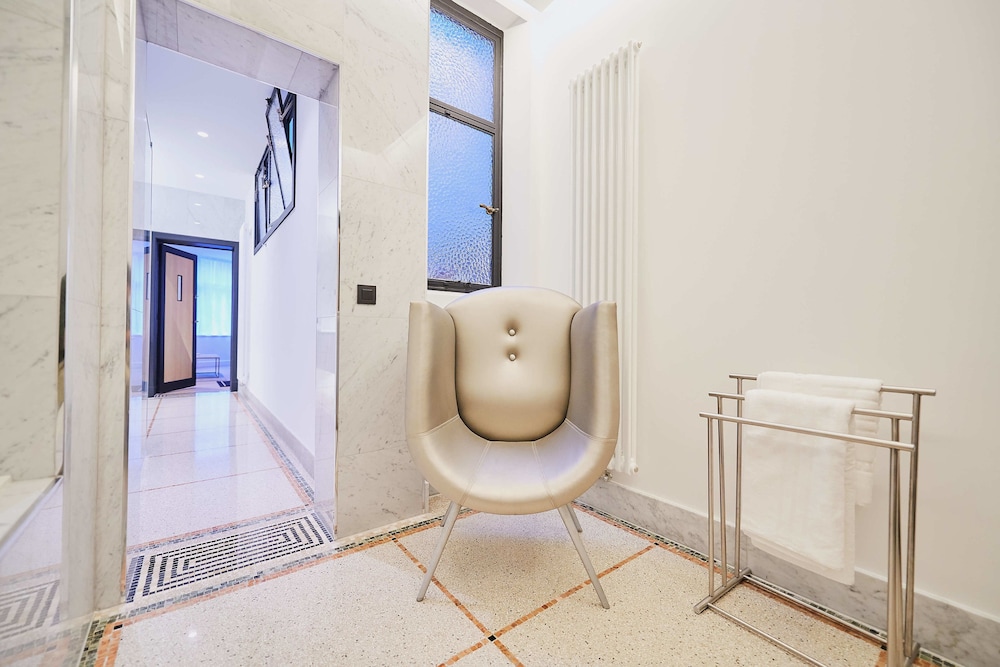 Suites 124