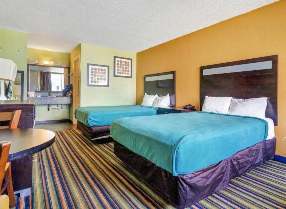 Stayable Davenport view 4