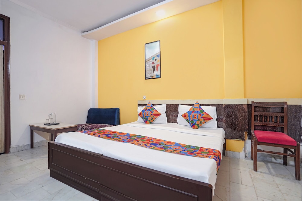 Fabhotel Richa Palace