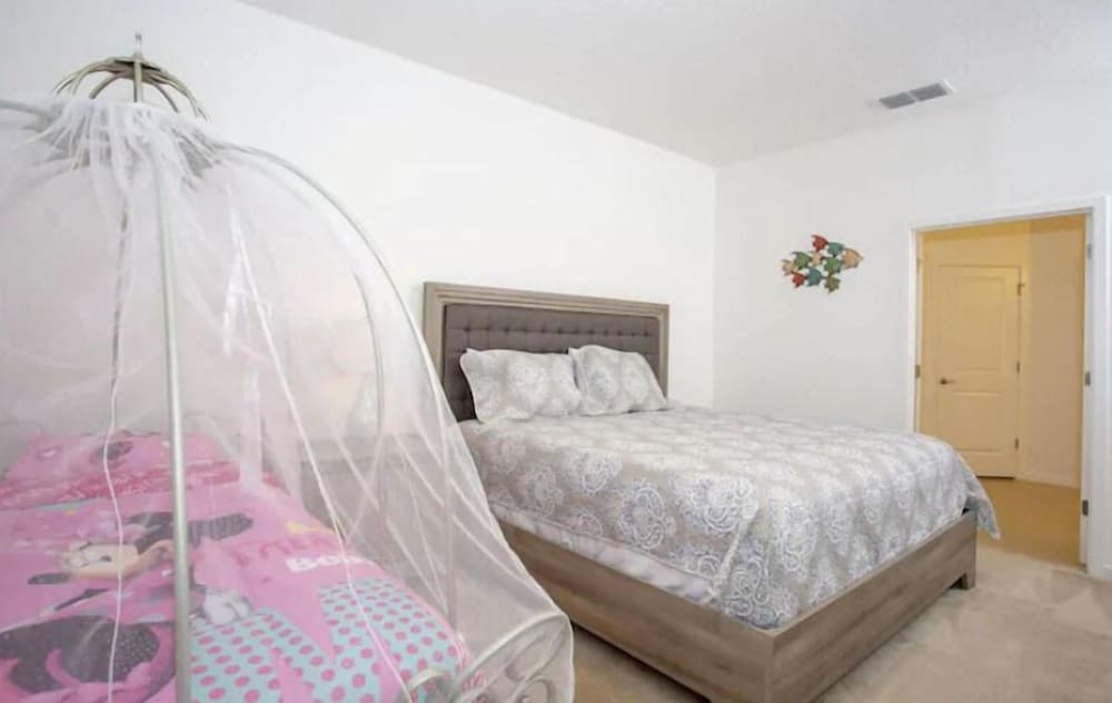 Sonoma Resort by VHC Hospitality - Image 1