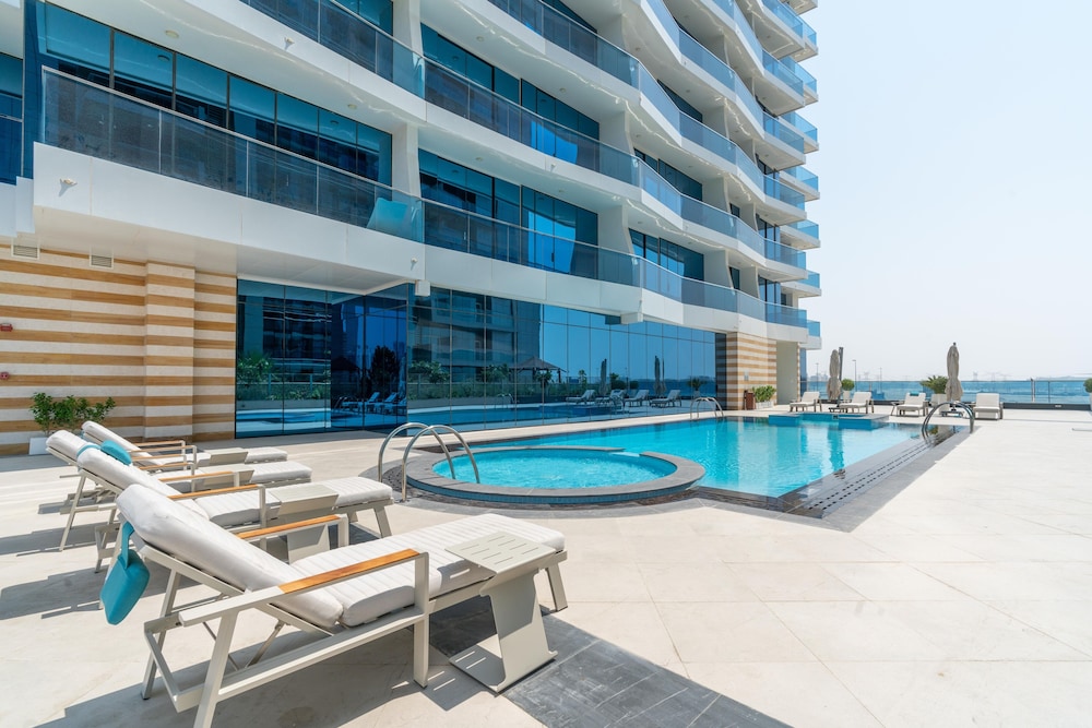GLOBALSTAY. New Apartments in Business Bay