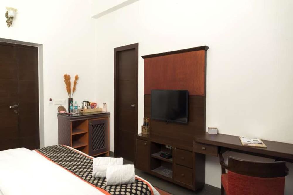 The Ten Suites