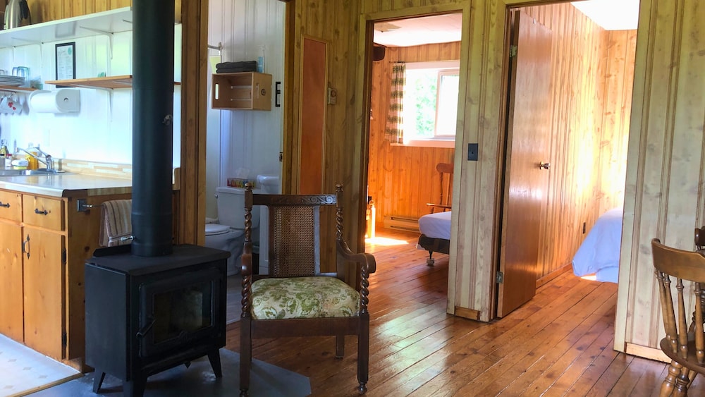 Staying by the Lakeside Cottages