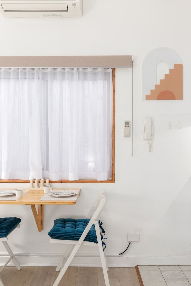 Beach Front Ocean Breeze Studio With Aircon
