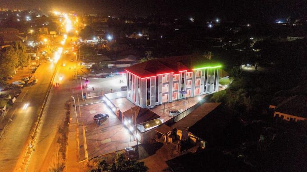 Daystar Luxury Apartment