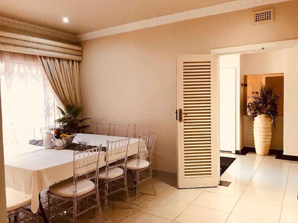Jay and Bee Guest House