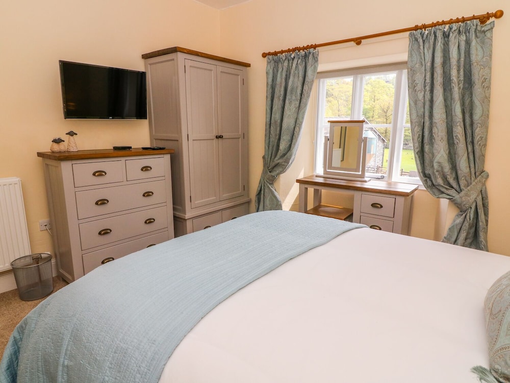Tilberthwaite Farm Cottage view 3