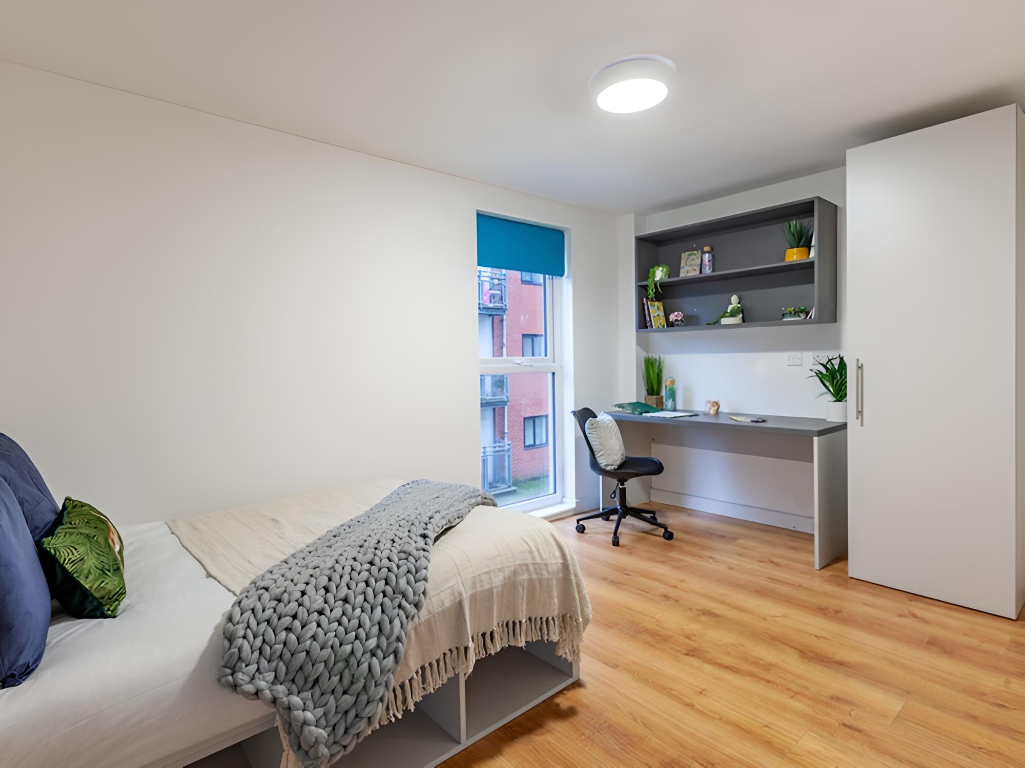 Rooms & Studios for STUDENTS Only BOLTON view 4