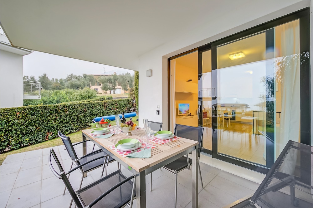 Casa Bougainville With Pool and Lake View view 2