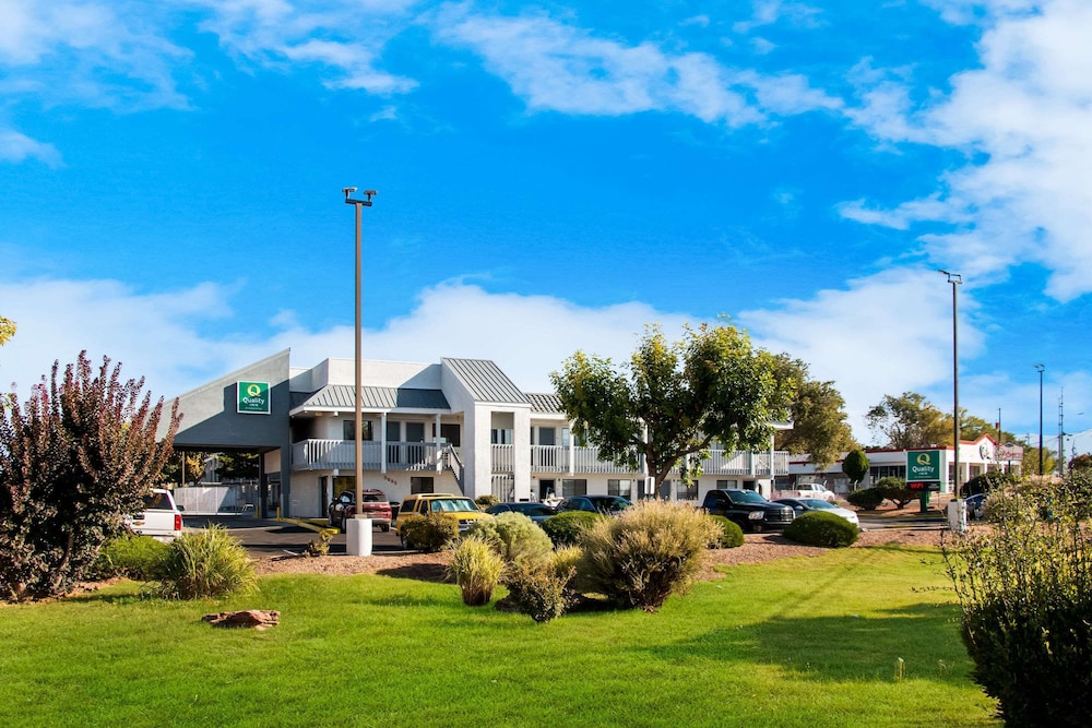 Hotel Quality Inn Santa Fe New Mexico - Image 1