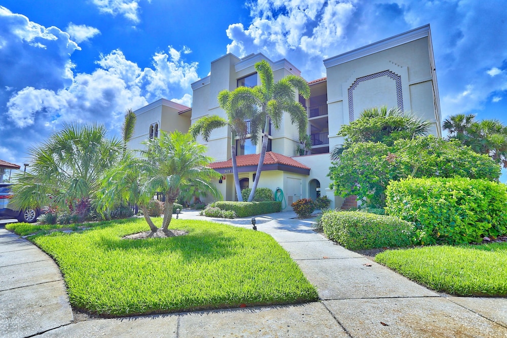 Land's End 5-202 Gulf-bay Front - Premier
