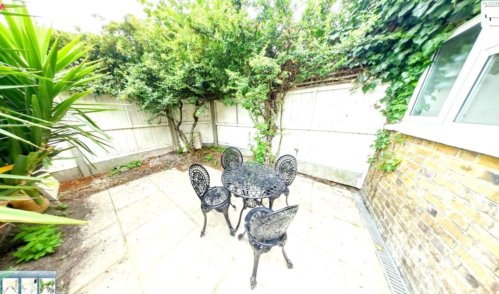 outdoor bbq area