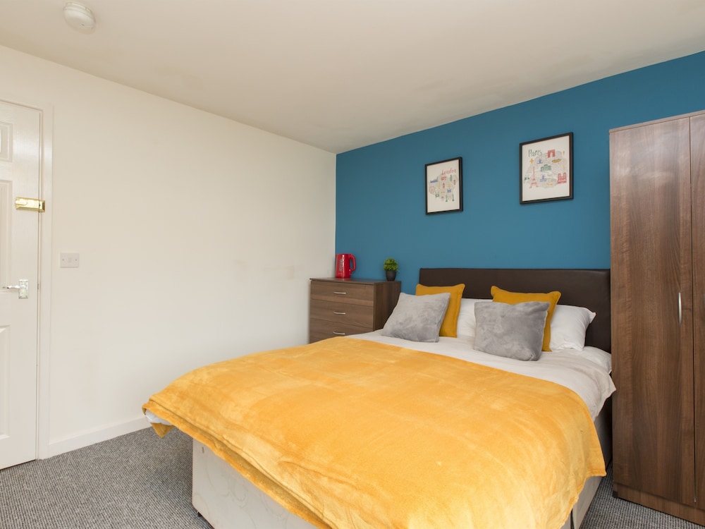 Crewe Vacations - Townhouse Plus  40 West St - Property Image 2