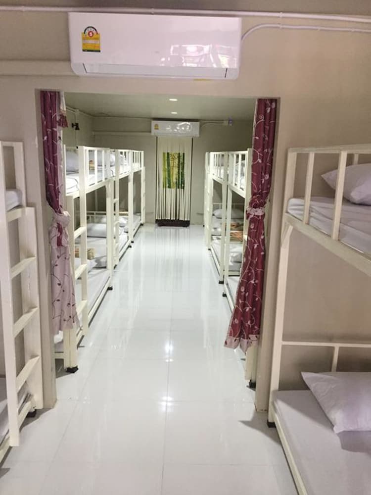 Phi Phi Viva Guesthouse - Hostel