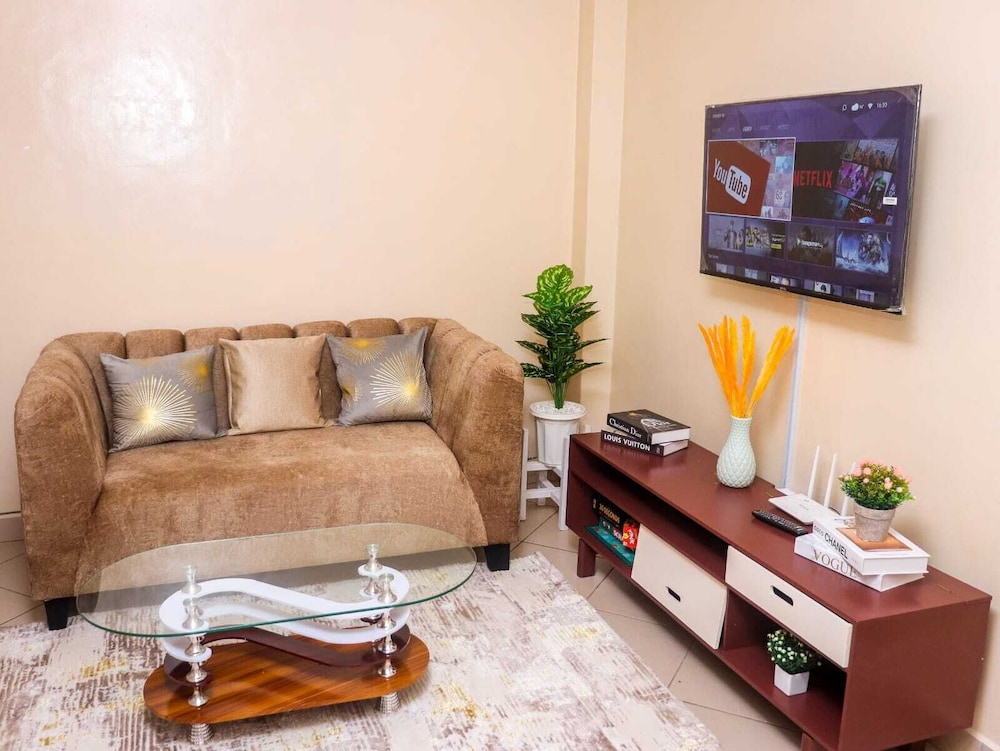 Lux Suites Wilben Apartments South B