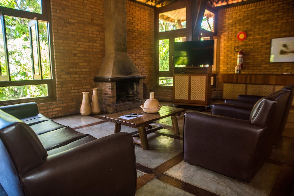 Pousada Fazenda Monjolos