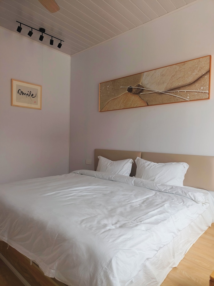 The Pampines Villa