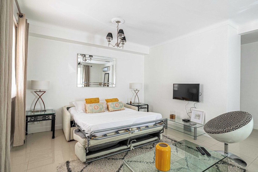 Cosy Apartment - Martinez - 2 Bedrooms/6 People view 3