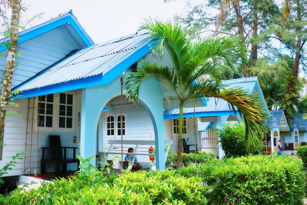 PAN Beachfront Resort Krabi