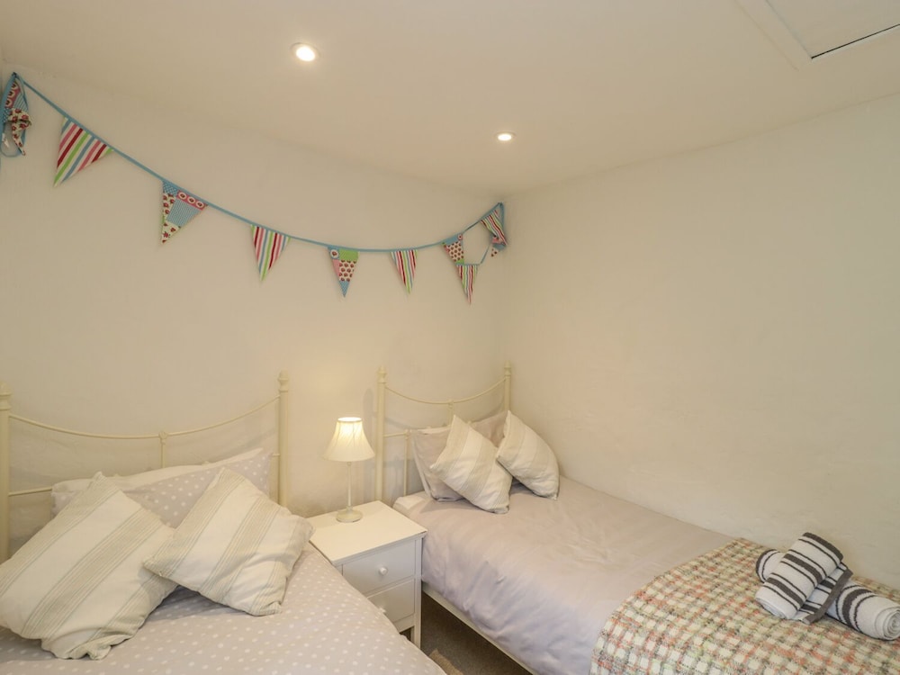 Apple Tree Cottage view 2