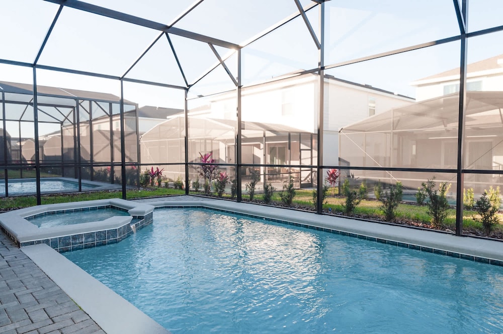 16231 Fantastic Family Home For The Perfect Stay