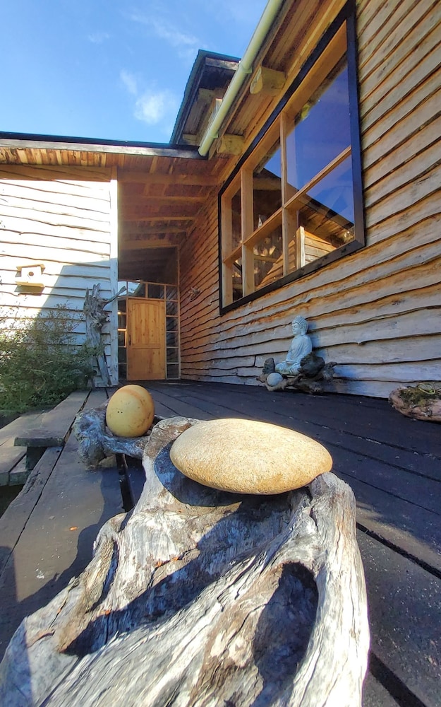 Salvatierra Lodge