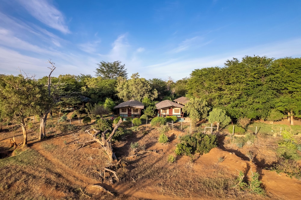 Sentrim Tsavo Lodge