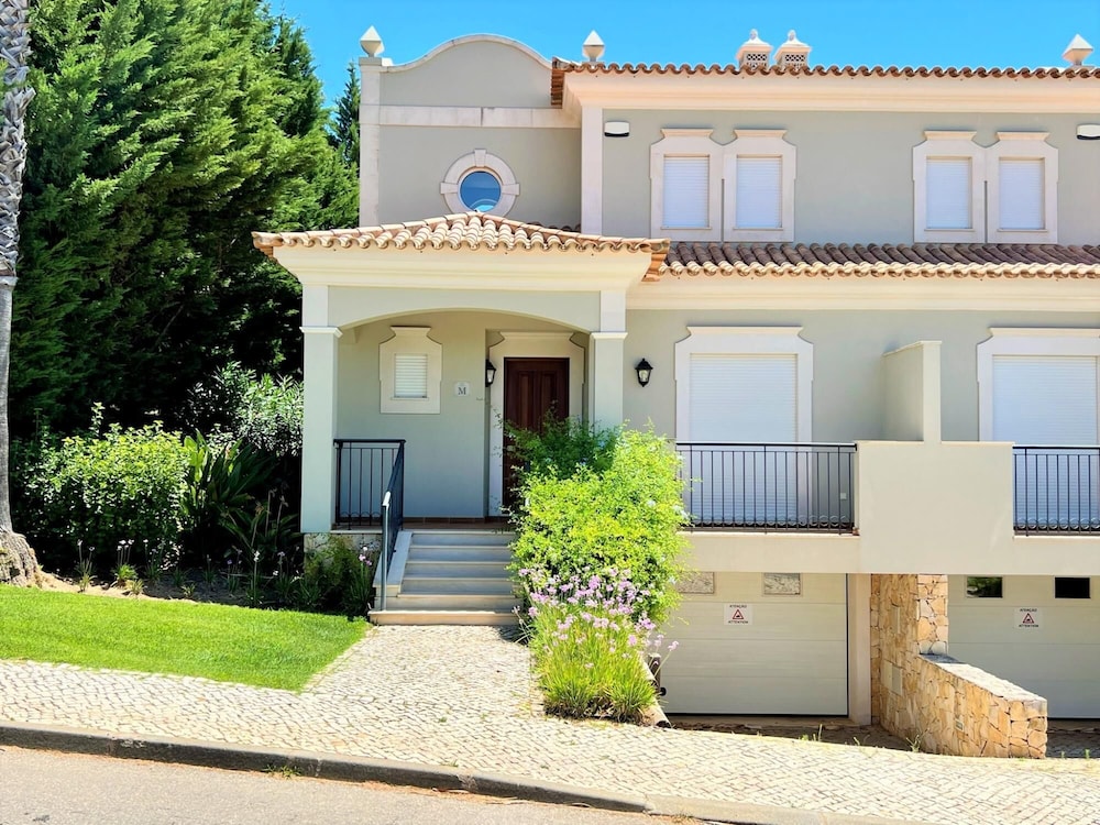Algarve Amazing Villa With Pool by Homing view 5