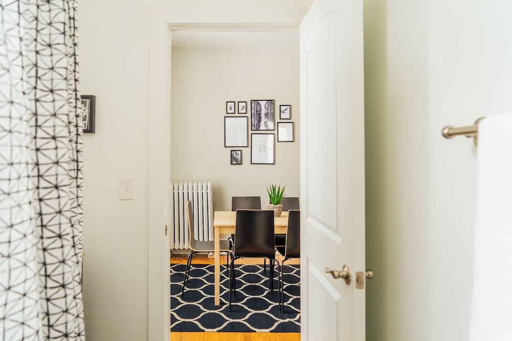2BR Apt Furnished - Grace 11-1