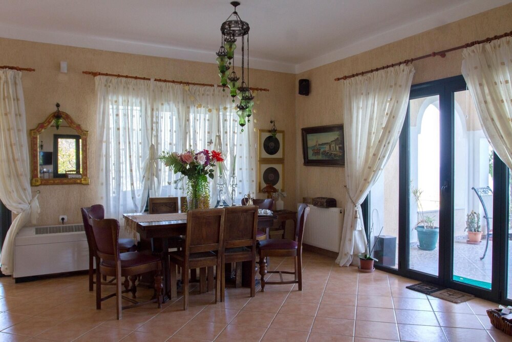 Photo 63