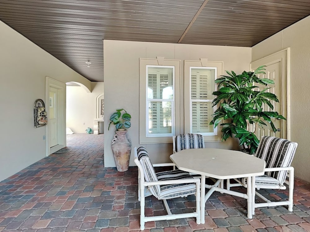 Destiny's Paradise by Southern Vacation Rentals