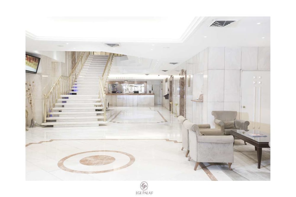 Ege Palas İş Oteli - Image 58