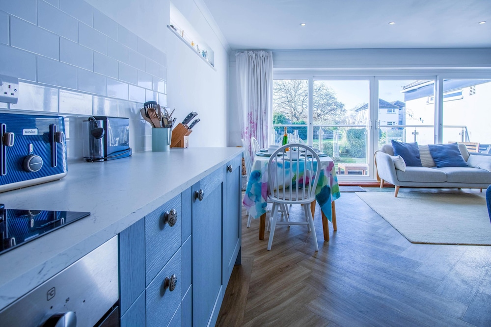Footsteps - 2 Bedroom Apartment - Saundersfoot