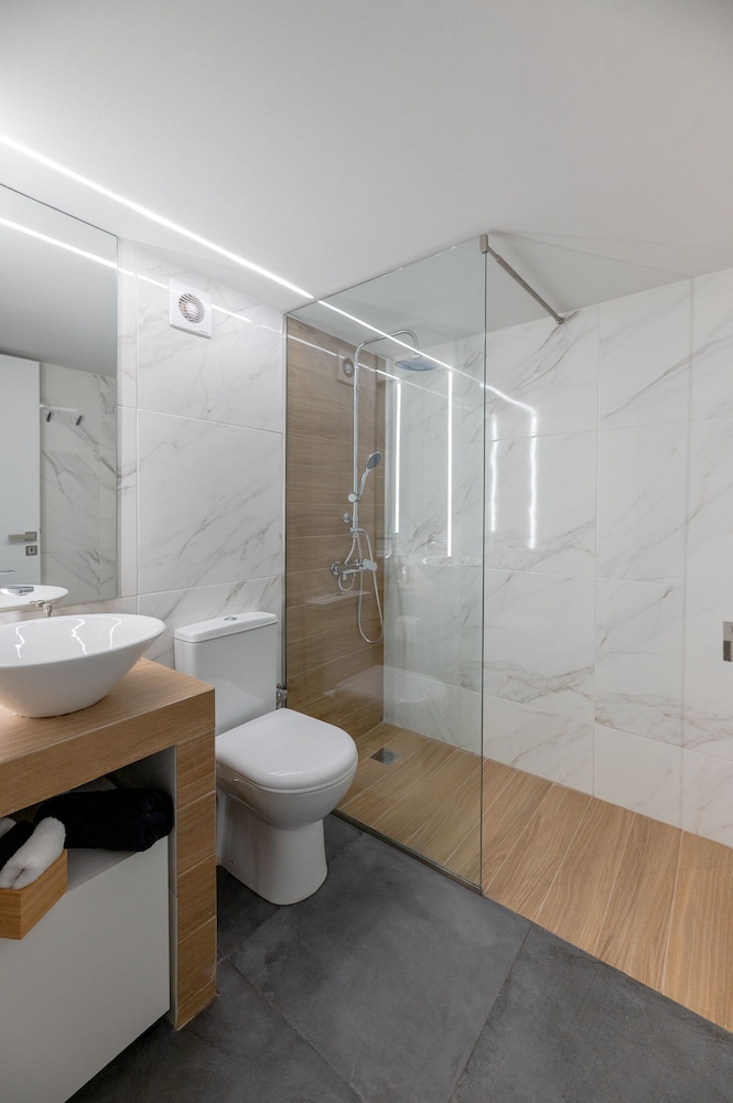 Acropolis View Deluxe Penthouse & Luxury Apartments